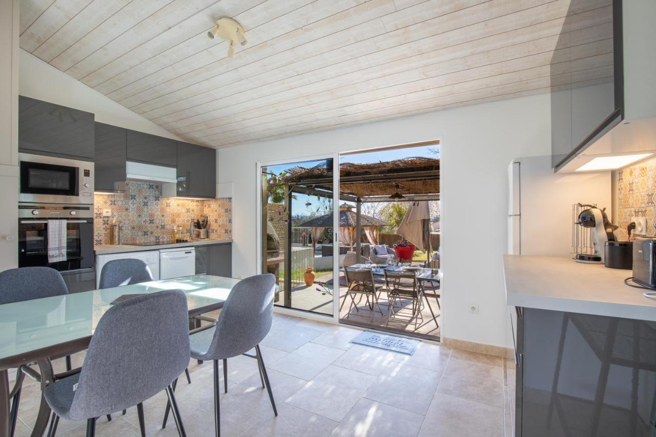 Villa El Sama-In Jacuzzi et Piscine chauffée LʼIsle-sur-la-Sorgue Exterior foto
